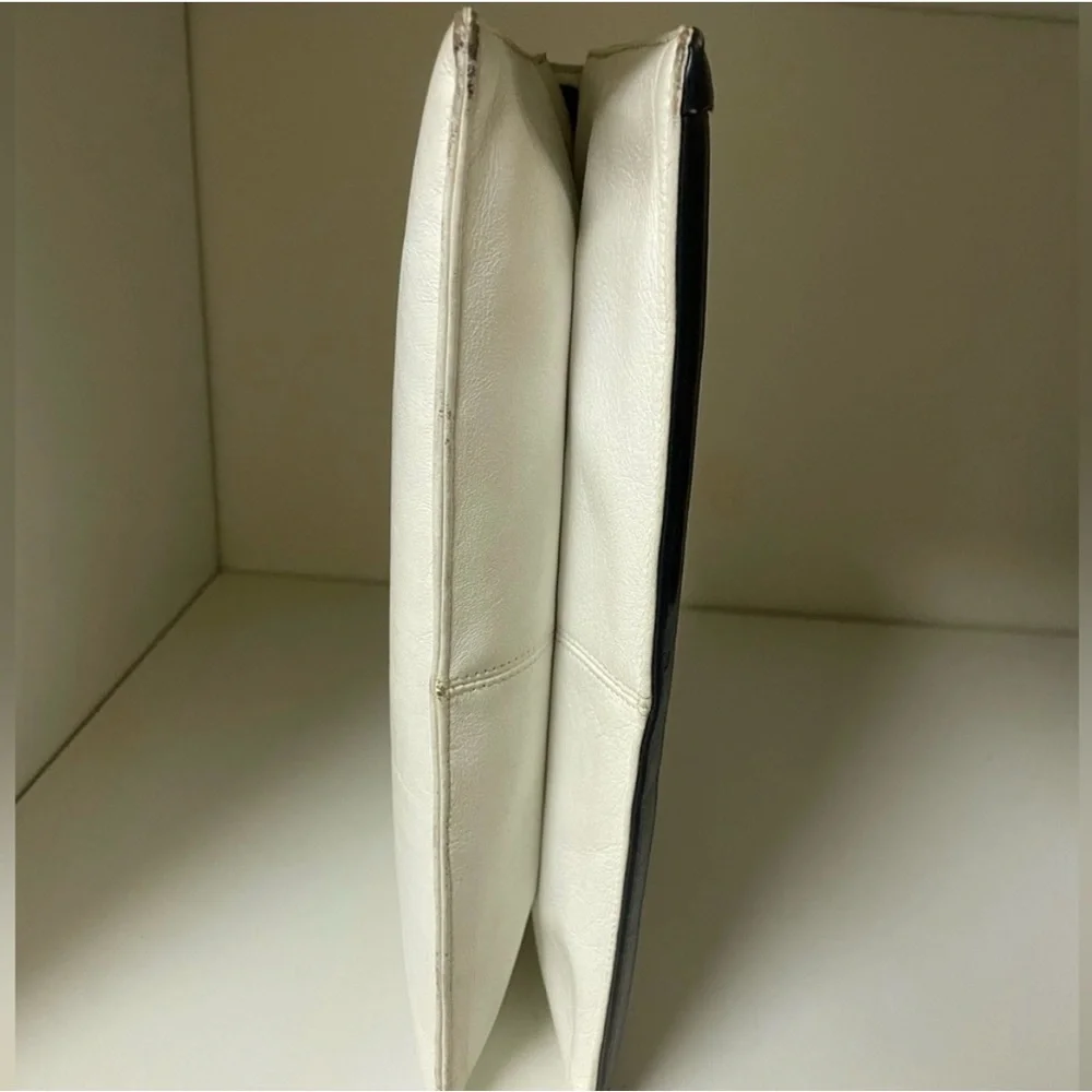 Susan Gail -Vintage White clutch with dark navy blue trim